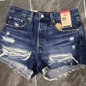 Women’s High-Wasted Levi’s | sz 28